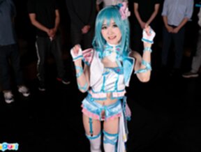 Ria Kurumi on her knees blowbanged and cum in mouth