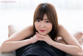 Aoi Shino nude in high heels giving handjob and milking cum