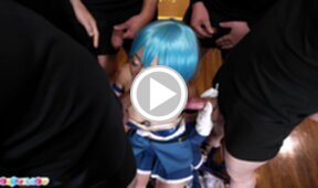 Nanako Nanahara blowbanged on her knees and bukkake facials
